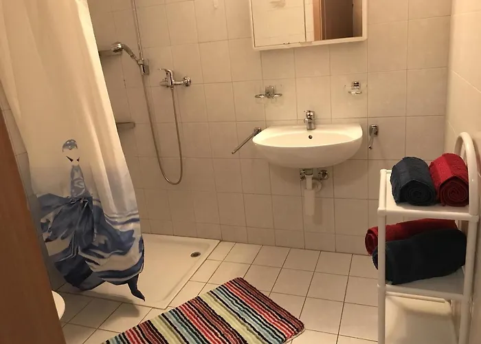 Noyer C 로이커바드